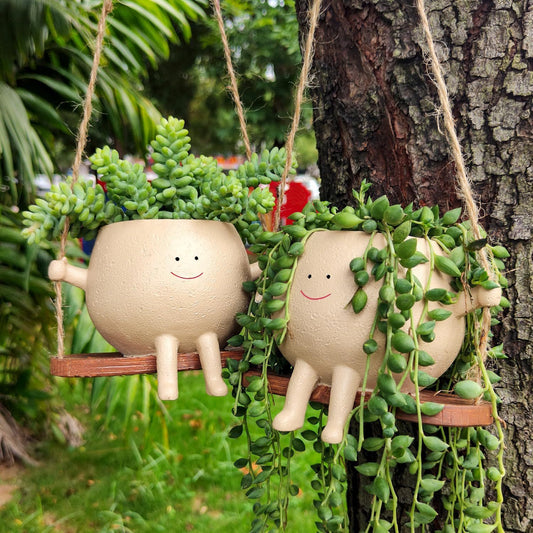 Swing Face Planter Pot 2 pots hanging on a tree